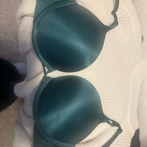 Bombshell bra 34b